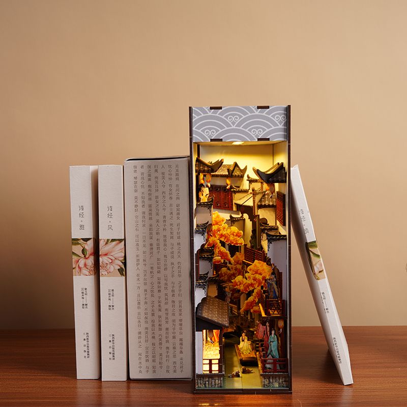 Kit Fai-da-Te per Libreria in  - Diy Wooden Book Nook Kit Shelf Insert recensione e prezzo
